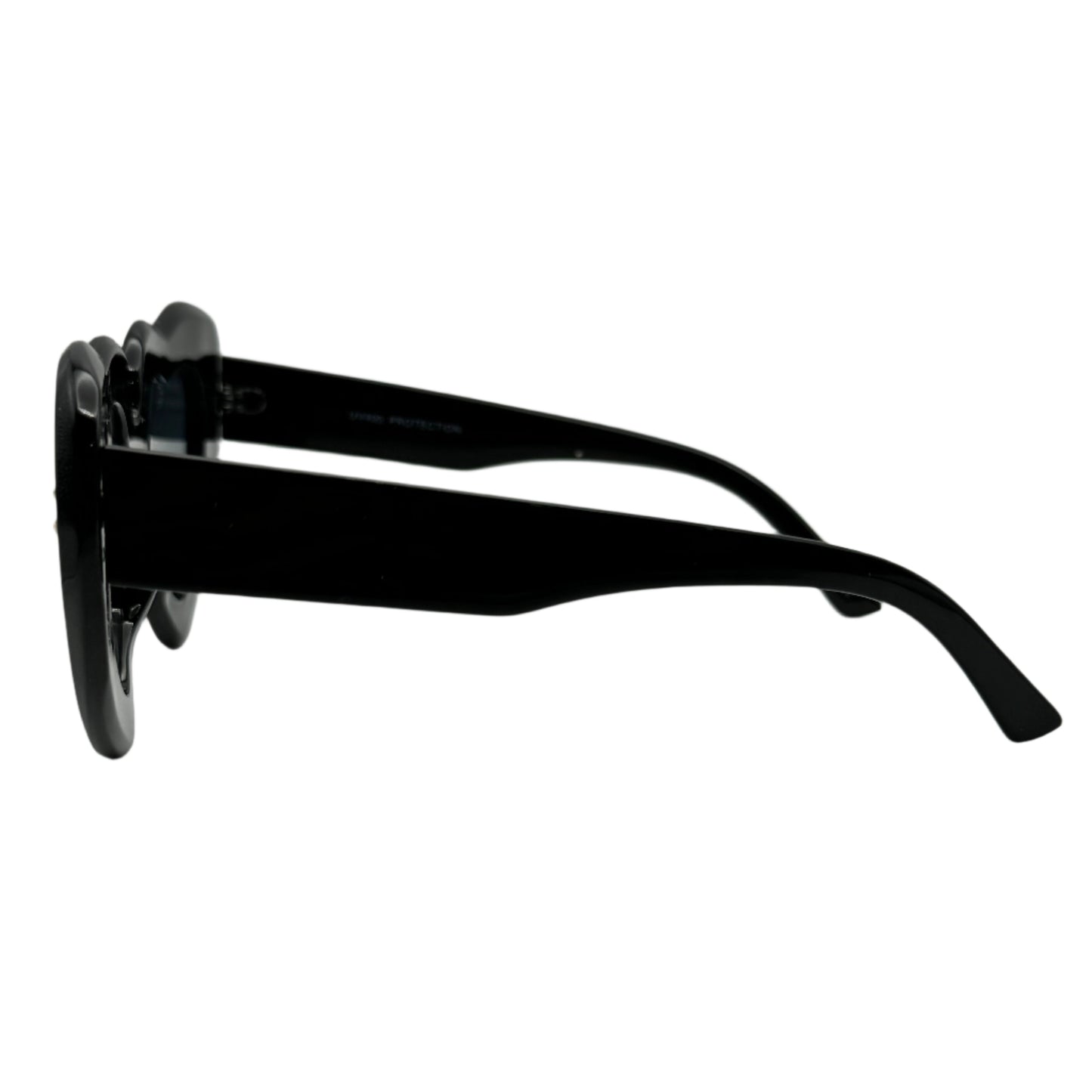 6135 (C) | Thick Frame Heart Sunglasses