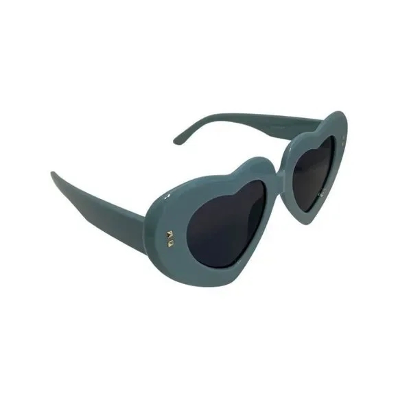 6135 (C) | Thick Frame Heart Sunglasses