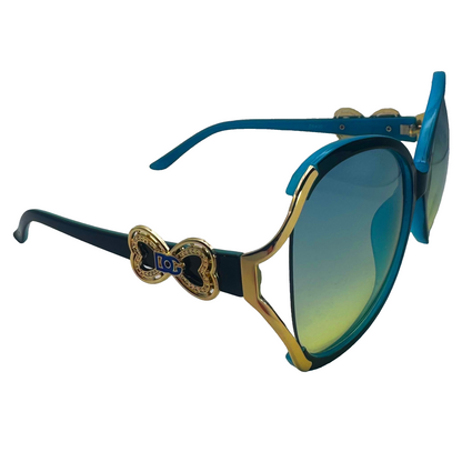 5011 | The Lovestruck- Oversize Butterfly Style Sunglasses with heart accented temple
